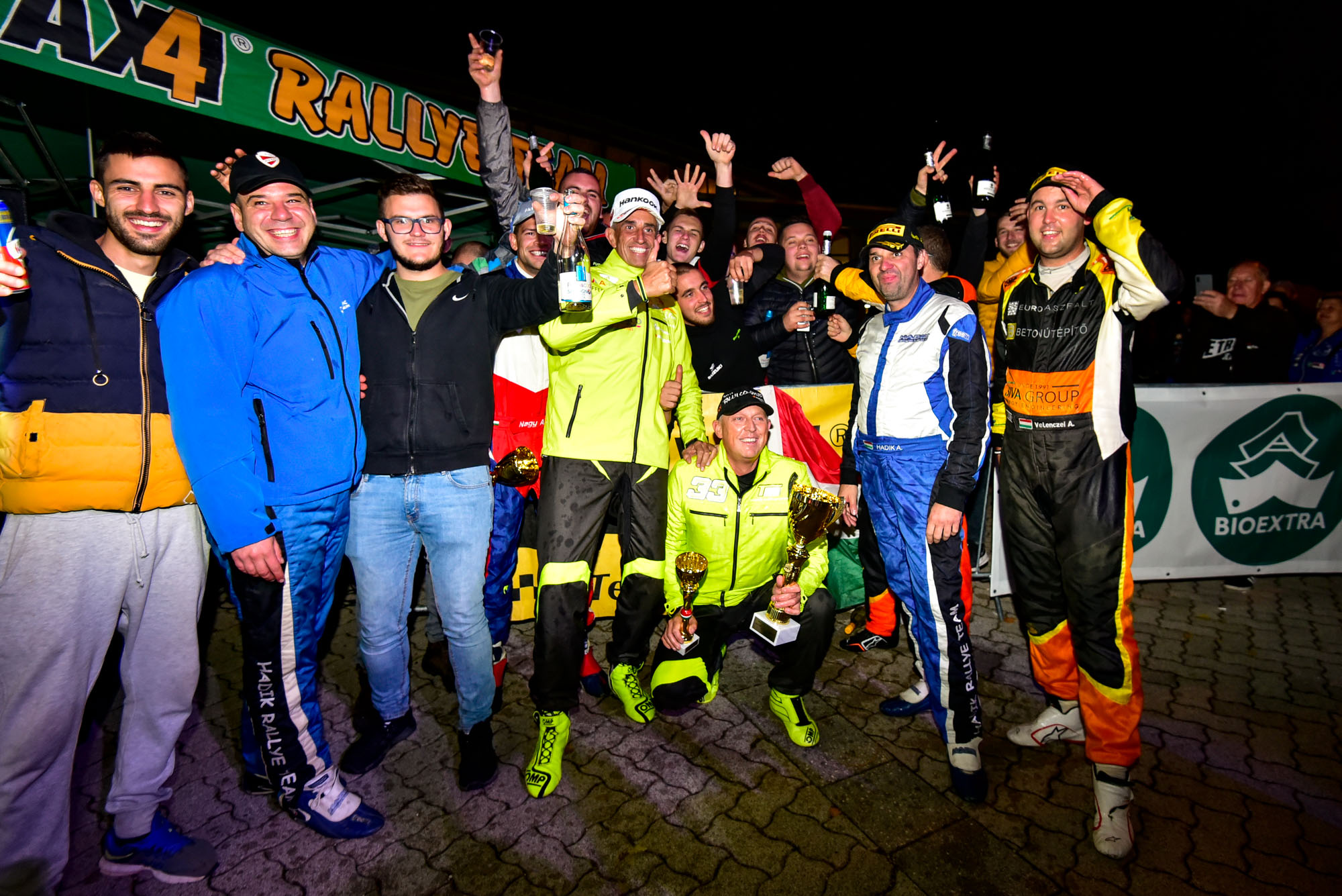 Jó taktika, szoros véghajrá