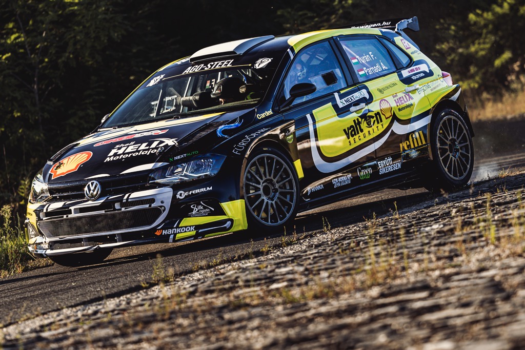 Küzdelmes hétvége, látványos versenyzés